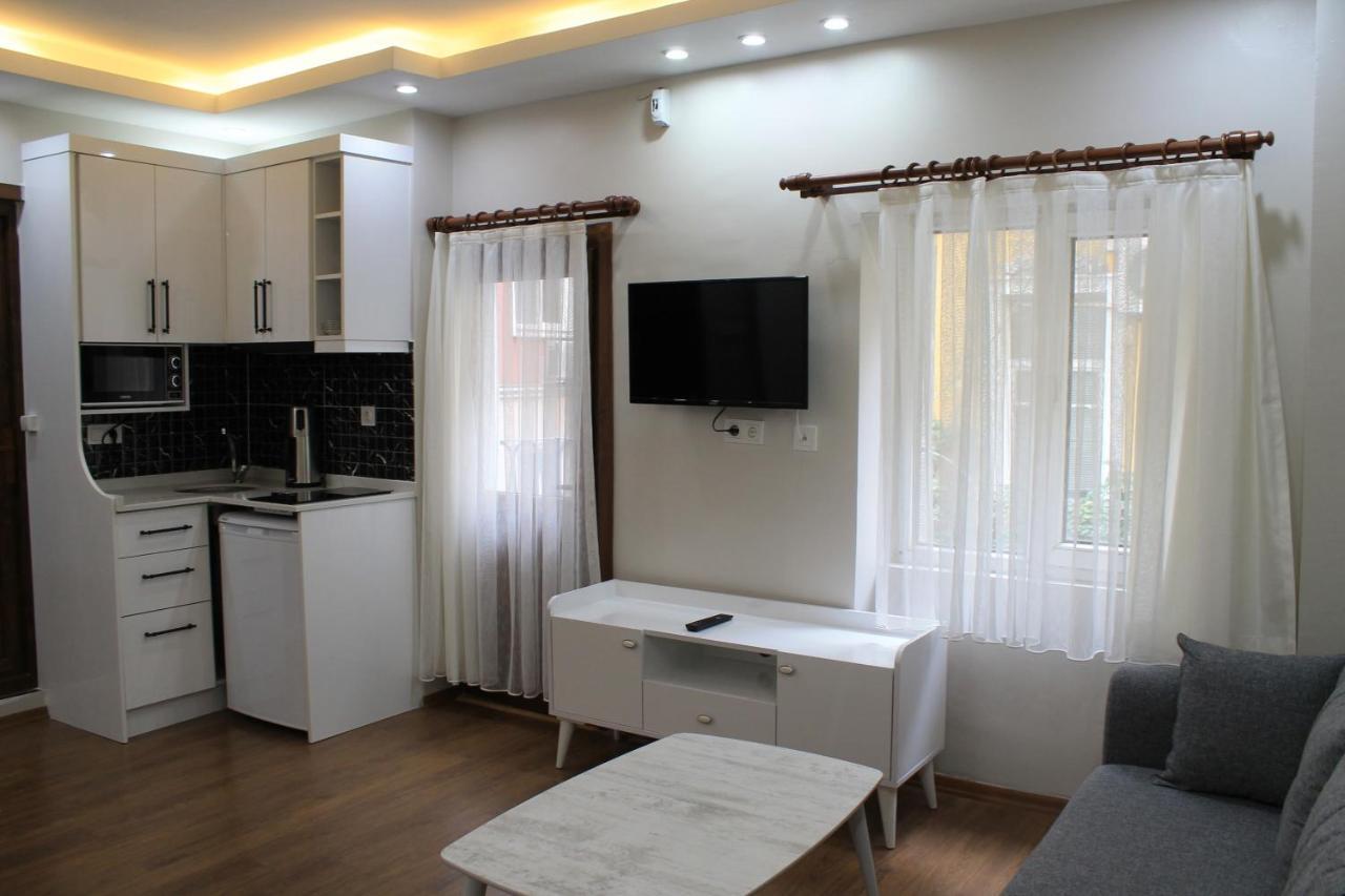 Beyoglu Asmalimescit'Te Mobilyali Balkonlu Daire Apartment อิสตันบูล ภายนอก รูปภาพ